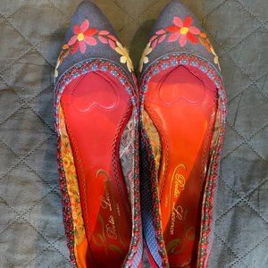 Poetic License flats